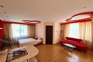 Панська Хата 16