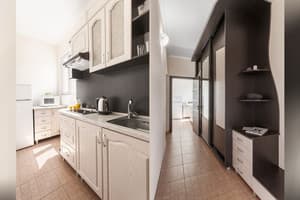 Отель Parus. Семейный 4-местный люкс (4+2) 5