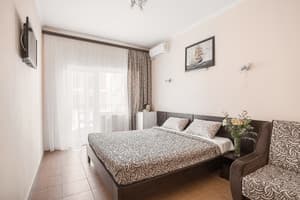 Отель Parus. Семейный 4-местный люкс (4+2) 6