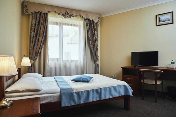 Патріарший дім 6