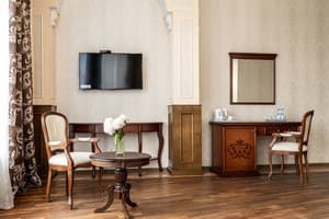 Отель Печерский. Люкс двухместный  6