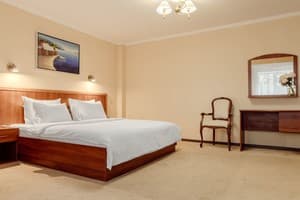 Отель Печерский. Семейный трехместный Люкс 3