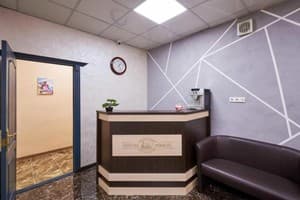 Хостел Perron. Место в общем 6-местном номере  7