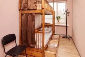 Хостел Perron. Место в общем двухместном номере  3