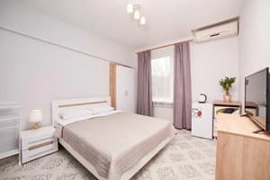 Хостел Perron. Полулюкс двухместный  3