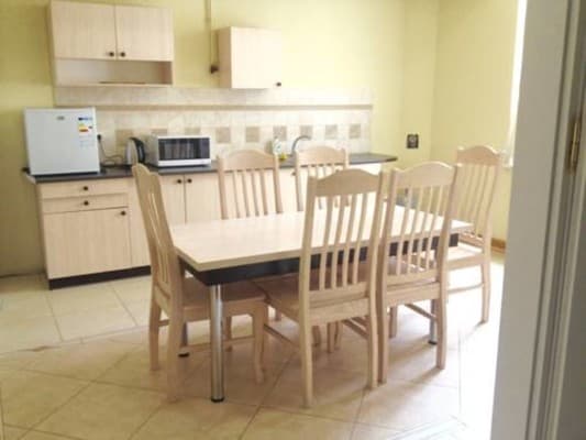 Под крышей  4