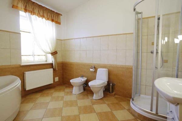 Под крышей  2