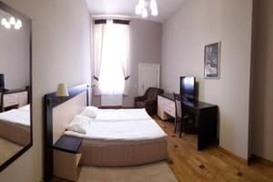 Хостел Под крышей . Эконом двухместный  4