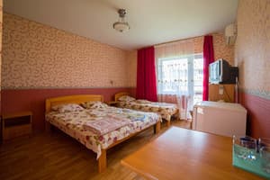 Отель Приморский. Трехместный люкс 2