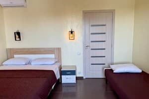 Отель QZone 2. Классик трехместный  2