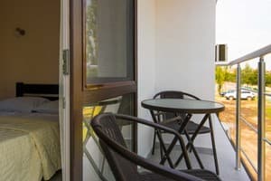 Готель REEF Hotel. Стандарт двомісний з балконом 9