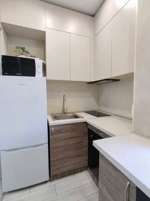 Радужная студия на Южном вокзале 8