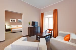 Отель Ramada Lviv. Люкс двухместный  4