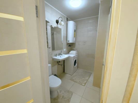 Rent Apartments, Проспект Свободы, 6/8 2