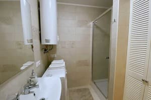 Квартира Rent Apartments, Проспект Свободы, 6/8. Апартаменты трехместный  3