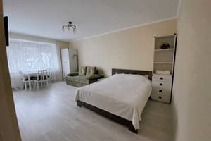 Квартира Rent Apartments, Проспект Свободы, 6/8. Апартаменты трехместный  1