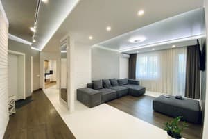 Квартира СВЕТ ЕСТЬ ВСЕГДА!
Лучшая трёхкомнатная квартира в центре