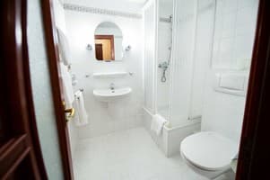 Отель Салют. Улучшенный двухместный  4