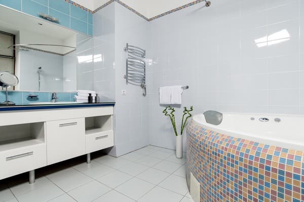 Senator City Center 9