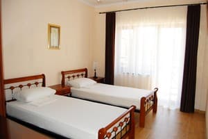 Отель Шато. Стандарт двухместный с раздельными кроватями 1