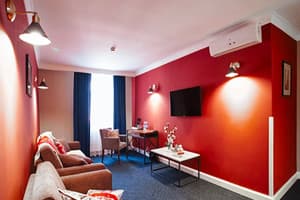 Бутик-отель Sherlock Holmes. Люкс двухместный двухкомнатный 2