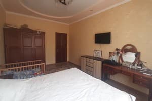 Шевченковский 4