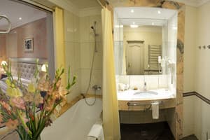 Отель Швейцарский. Улучшенный одноместный  4