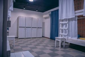 Хостел Смарт. Место в общем 8-местном номере E 2