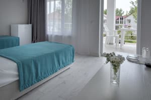 База отдыха Солнечная-Позитив. Делюкс двухместный с двумя раздельными кроватями 3