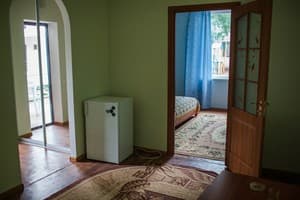 База отдыха Солнечная-Позитив. Люкс двухместный двухкомнатный 8