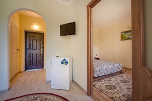 База отдыха Солнечная-Позитив. Люкс двухместный двухкомнатный 3