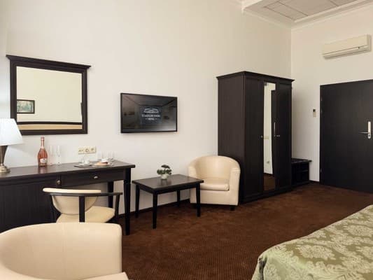 Stadium Park Hotel 9