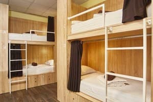 Хостел Старый Дворик. Место в общем 10-местном номере  14