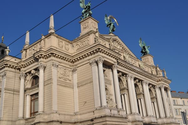 Studio apartment near the Opera House 1