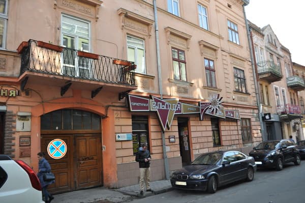 Studio apartment near the Opera House 2