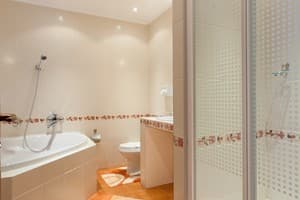 Отель Супутник. Апартаменты двухместный четырехкомнатные 7