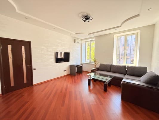 Светлые апартаменты 7