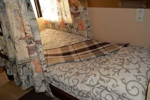 Хостел Sweetdream Hostel. Место в мужском трехместном номере  1