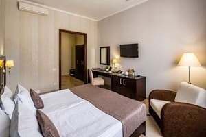 Отель Taurus. Стандарт двухместный Плюс 2