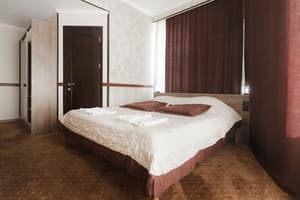 Отель Терра 7+. Полулюкс двухместный с джакузи 8