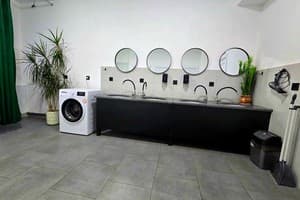 Хостел Trend House Hostel. Место в общем 16-местном номере  25