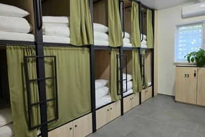 Хостел Trend House Hostel. Место в общем 18-местном номере  1