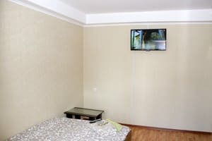 вулиця Героїв Дніпра 3 2