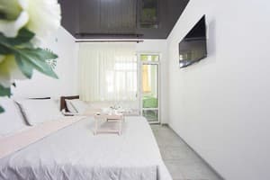 Гостиный двор VILLA BIANCA. Люкс трехместный  с кухней 6