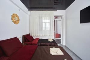 Гостиный двор VILLA BIANCA. Люкс трехместный  с кухней 12