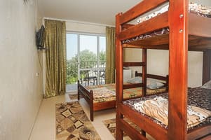 Мини-отель Valeri. Стандарт 4-местный  1