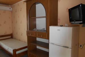 Мини-отель Велес. Стандарт 4-местный  2