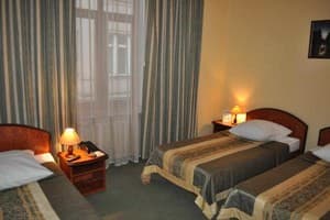 Отель Вена. Стандарт трехместный 1