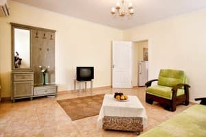 Мини-отель Villa Casablanca. Люкс 4-местный с одной спальней 1