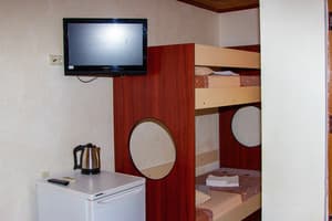 Отель Villa Diana. Стандарт 4-местный с балконом и видом на море 5